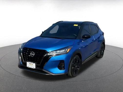2023 Nissan Kicks SR