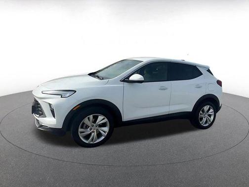 Summit White 2025 Buick Encore GX Preferred
