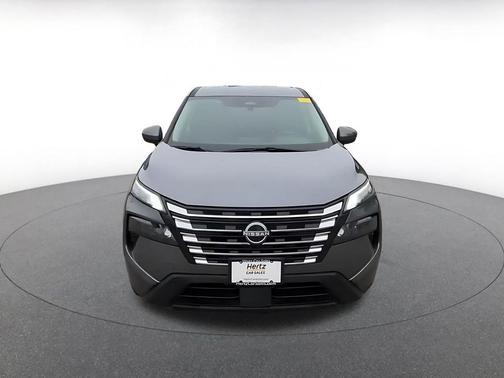 Gun Metallic 2025 Nissan Rogue SV