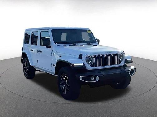 2025 Jeep Wrangler 4-Door Sahara 4x4