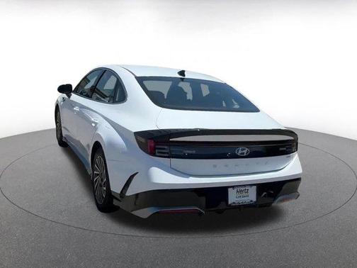 2024 Hyundai SONATA Hybrid SE