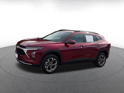 Crimson Metallic 2025 Chevrolet Trax LT