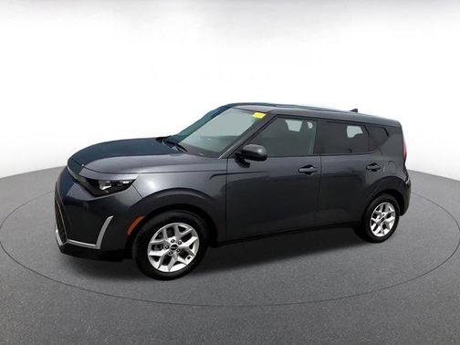Gravity Gray 2025 Kia Soul LX