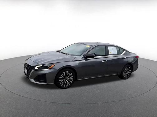 Gun Metallic 2025 Nissan Altima SV FWD