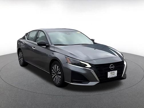 Gun Metallic 2025 Nissan Altima SV FWD