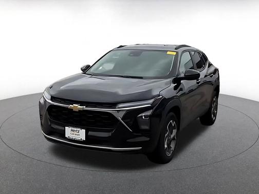 Mosaic Black Metallic 2025 Chevrolet Trax LT
