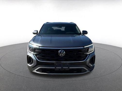 2025 Volkswagen Atlas Cross Sport 2.0T SE w/Technology 4MOTION