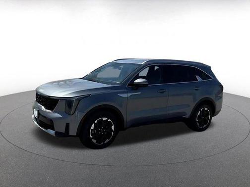 Everlasting Silver 2024 Kia Sorento S