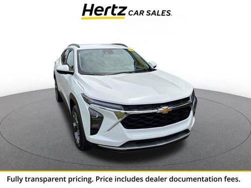 Summit White 2025 Chevrolet Trax LT