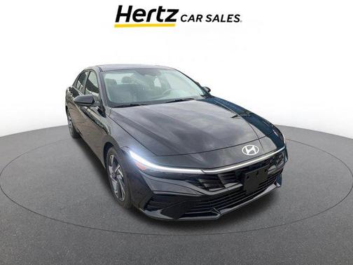 2025 Hyundai ELANTRA SEL