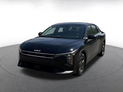 Aurora Black Pearl 2025 Kia K4 LXS