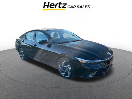 2025 Hyundai ELANTRA SEL