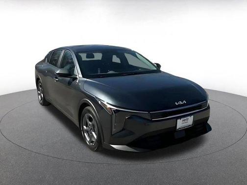 Interstellar Gray 2025 Kia K4 LXS