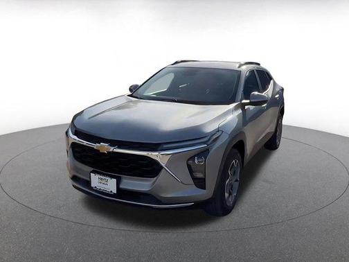Sterling Gray Metallic 2025 Chevrolet Trax LT