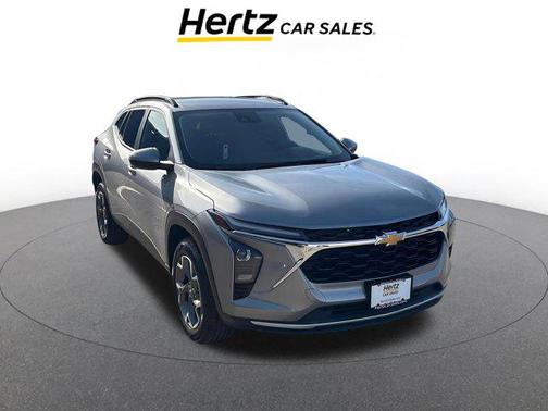 Sterling Gray Metallic 2025 Chevrolet Trax LT