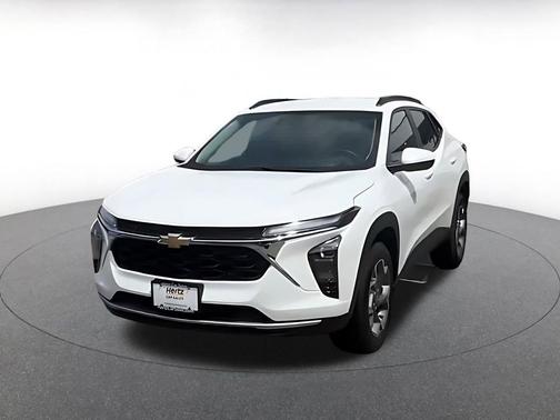 Summit White 2025 Chevrolet Trax LT