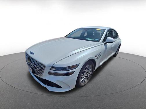 Uyuni White 2026 Genesis G80 2.5T AWD