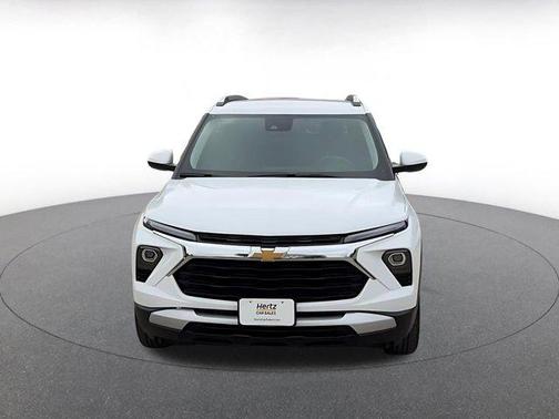 Summit White 2025 Chevrolet Trailblazer LT