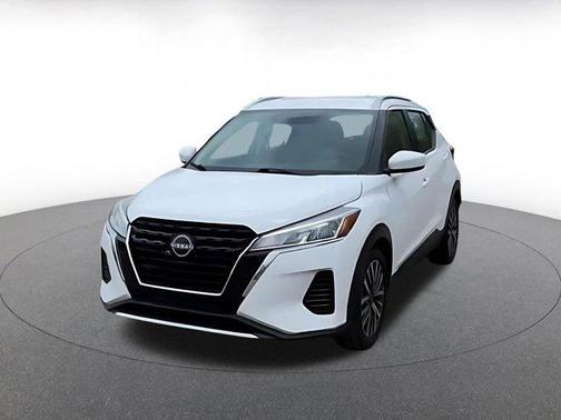 Fresh Powder 2024 Nissan Kicks SV