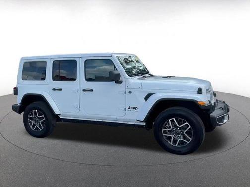 2025 Jeep Wrangler 4-Door Sahara 4x4