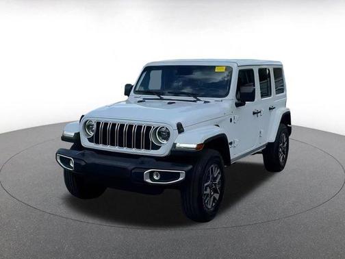 2025 Jeep Wrangler 4-Door Sahara 4x4