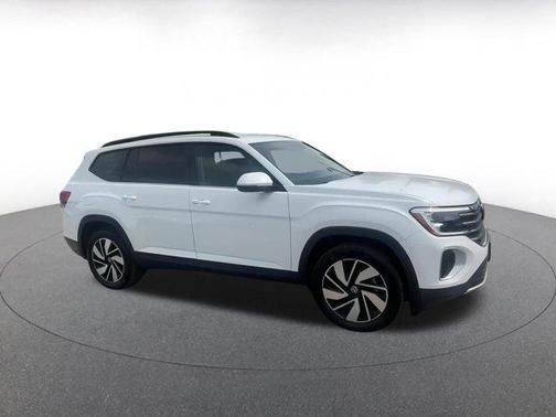 2024 Volkswagen Atlas 2.0T SE w/Technology 4MOTION