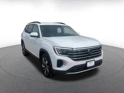 2024 Volkswagen Atlas 2.0T SE w/Technology 4MOTION