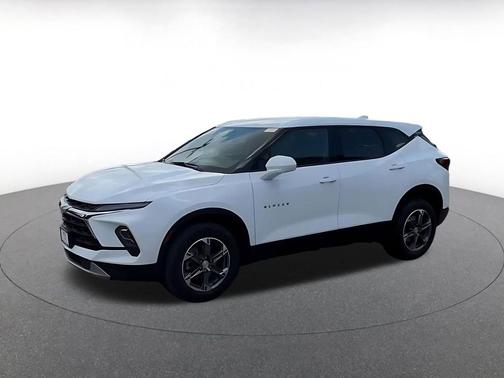 Summit White 2025 Chevrolet Blazer 2LT