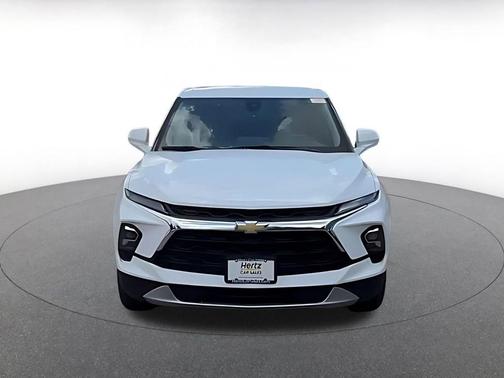 Summit White 2025 Chevrolet Blazer 2LT
