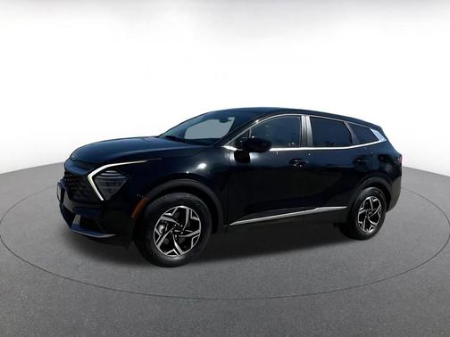 Ebony Black 2025 Kia Sportage LX