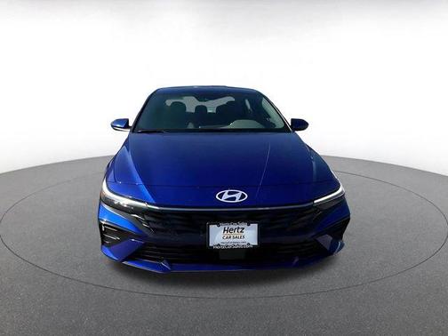 2025 Hyundai ELANTRA SEL