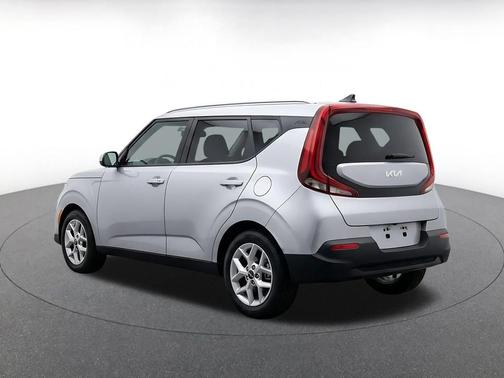 Steel Gray 2025 Kia Soul LX