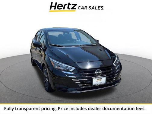 Super Black 2025 Nissan Versa 1.6 SV