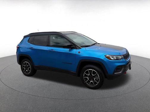Hydro Blue Pearlcoat 2025 Jeep Compass Trailhawk