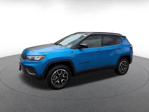Hydro Blue Pearlcoat 2025 Jeep Compass Trailhawk