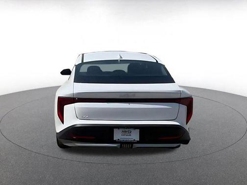 Snow White Pearl 2025 Kia K4 LXS