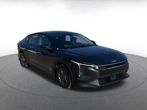 Interstellar Gray 2025 Kia K4 LXS