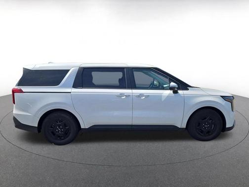 Snow White Pearl 2026 Kia Carnival LXS