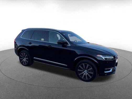 2023 Volvo XC90 B6 Plus 7-Seater