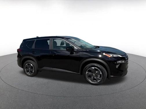 Super Black 2025 Nissan Rogue SV