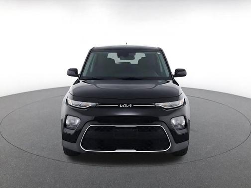 Gravity Gray 2025 Kia Soul LX