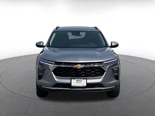 Sterling Gray Metallic 2025 Chevrolet Trax LT