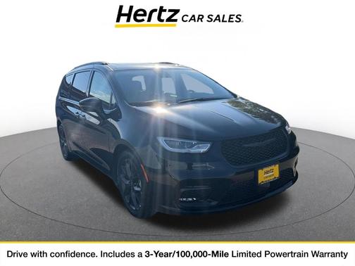 Diamond Black Crystal Pearlcoat 2025 Chrysler Pacifica Limited