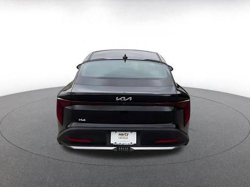 Aurora Black Pearl 2025 Kia K4 LXS