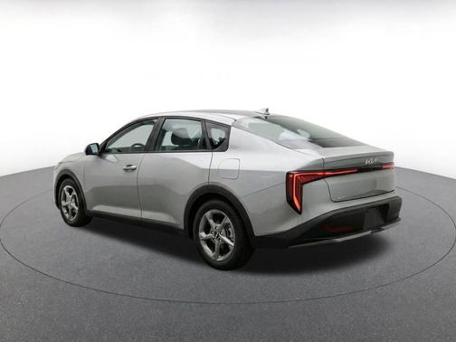 Steel Gray 2025 Kia K4 LXS