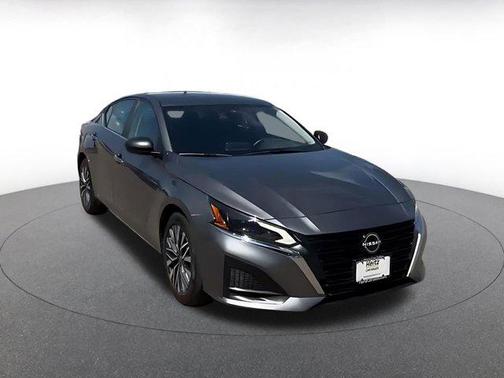 Gun Metallic 2025 Nissan Altima SV FWD