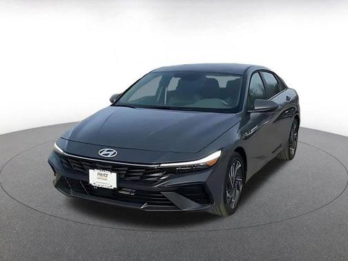 2025 Hyundai ELANTRA SEL