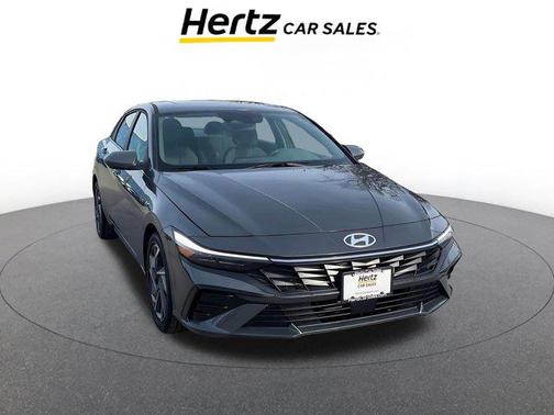 2025 Hyundai ELANTRA SEL