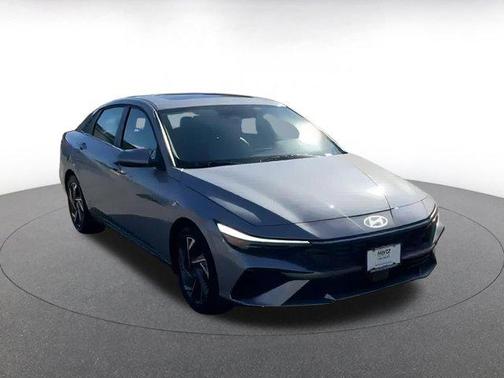 2025 Hyundai ELANTRA HEV Limited