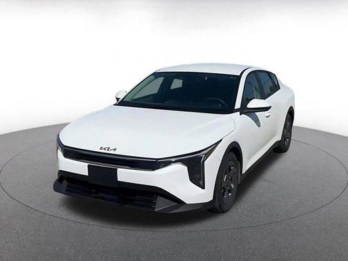 Snow White Pearl 2025 Kia K4 LXS